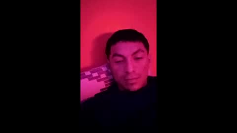juangcruz1994 online show from April 14, 6:24 am