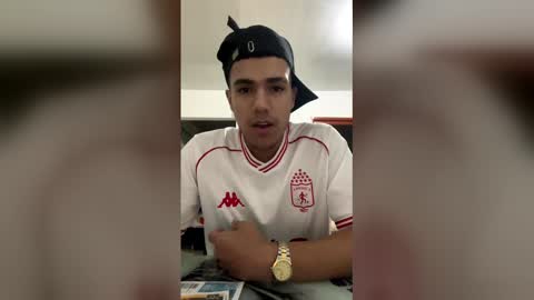 juanieuo online show from April 16, 4:01 am