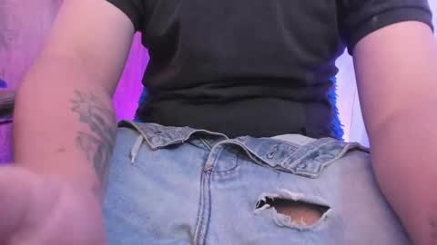 JUAN  online show from March 14, 5:42 pm