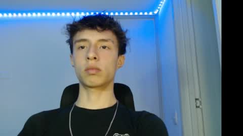 juanmres online show from October 22, 3:32 am