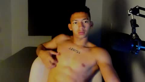Snapshot of juansw66 chatting on September 17, 8:59 am juansw66 online show from September 17, 8:59 am