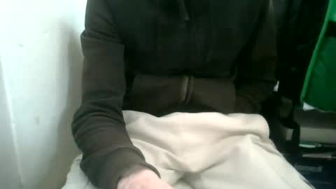 Snapshot of juju78juju chatting on February 19, 7:17 am juju78juju online show from February 19, 7:17 am