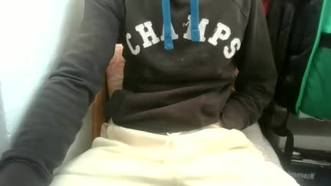 Snapshot of juju78juju chatting on March 6, 7:47 am juju78juju online show from March 6, 7:47 am