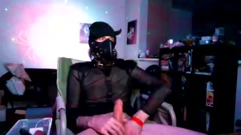 Juk3B0x77 online show from October 17, 6:17 am