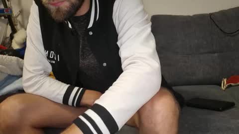 Julia  Adam online show from October 12, 8:03 pm