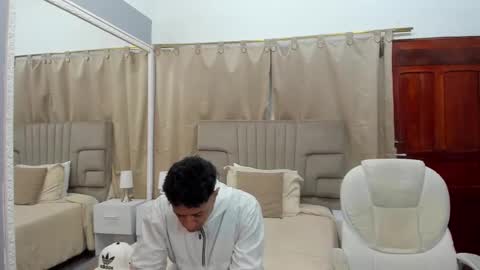 julian billy online show from March 9, 11:25 am