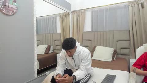 julian billy online show from February 14, 11:42 am