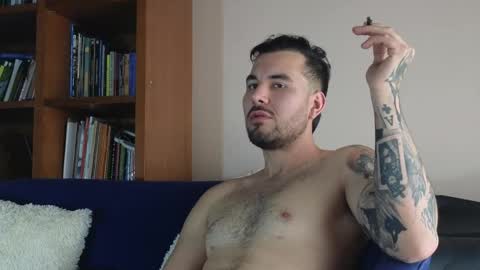 Julian online show from April 23, 3:25 pm