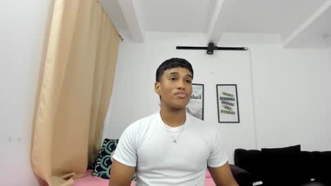 Juliann online show from October 3, 4:50 am