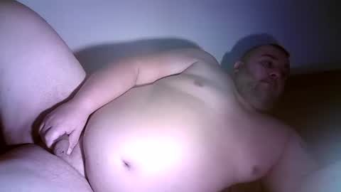 Snapshot of julianoparno chatting on December 11, 6:59 pm Juliano online show from December 11, 6:59 pm