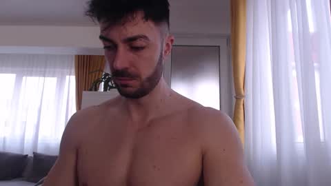 JulianRoyce online show from March 3, 6:10 am