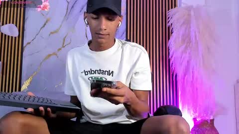 Julien online show from October 15, 12:13 pm