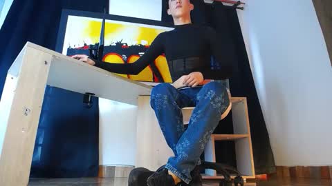 jullian online show from February 20, 8:10 pm