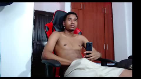 juniorhot07 online show from January 25, 9:04 pm