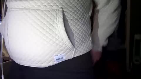 jus02 online show from December 2, 4:32 pm