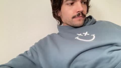 just_a_guy_with_a_big_cock online show from March 5, 1:40 pm