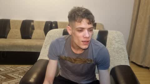 Snapshot of just_alexx12 chatting on January 10, 11:50 pm just_alexx12 online show from January 10, 11:50 pm