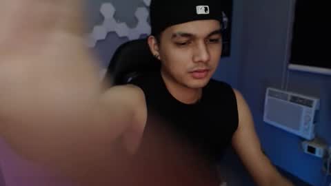 Rhys online show from October 23, 5:38 pm