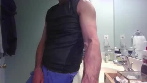 justanotherdadbod2025 online show from March 9, 4:28 am