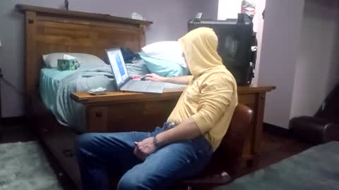 Tohiptwoquit online show from February 6, 6:54 am