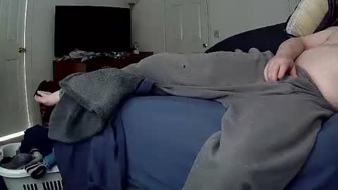 Snapshot of justforfun04277 chatting on December 7, 8:38 pm justforfun04277 online show from December 7, 8:38 pm