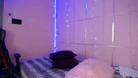 Justin online show from November 21, 11:26 pm