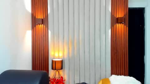 Justin online show from November 29, 8:11 pm