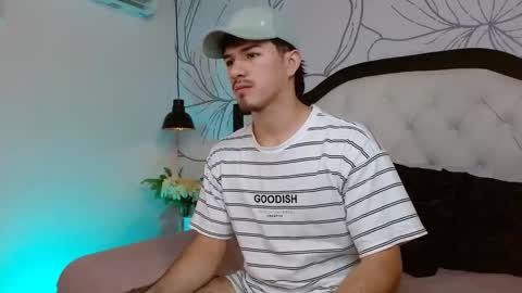 Justin online show from October 9, 2:38 am