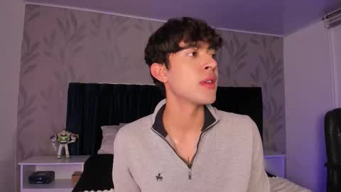 Justin online show from March 10, 12:49 am