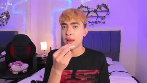 Justin online show from October 22, 11:36 am