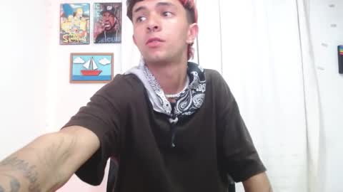 Snapshot of justine_ad chatting on December 3, 5:52 am Justine online show from December 3, 5:52 am