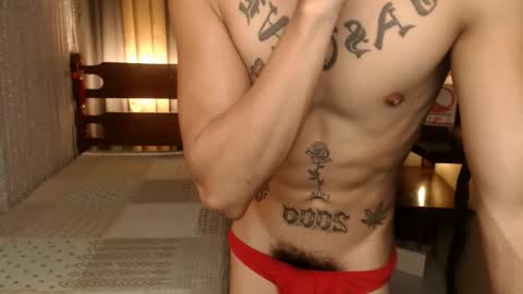 justine_hunk online show from October 18, 6:29 am