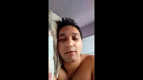 justingodla20 online show from October 15, 8:33 am