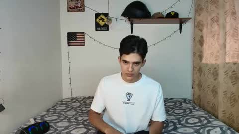 justinsinner1 online show from January 31, 9:37 pm