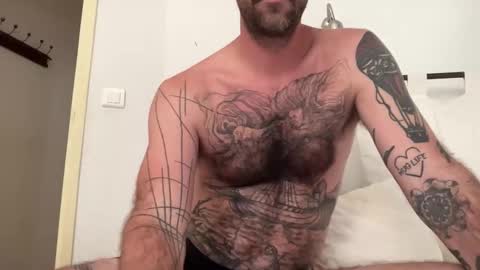 justmeandyou00 online show from October 13, 1:39 pm