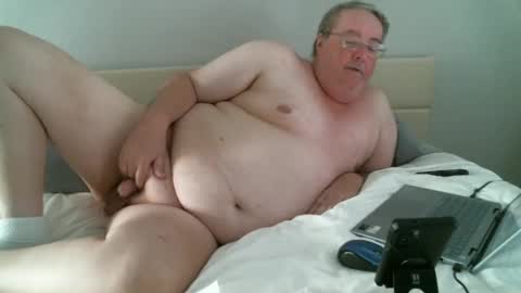 Snapshot of justmedm64 chatting on March 3, 9:23 pm justmedm64 online show from March 3, 9:23 pm