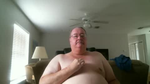 Snapshot of justmedm64 chatting on December 16, 4:05 pm justmedm64 online show from December 16, 4:05 pm