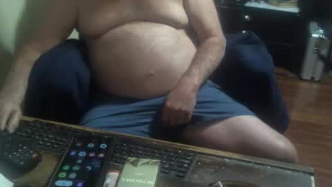 justmeohio online show from January 6, 2:26 am