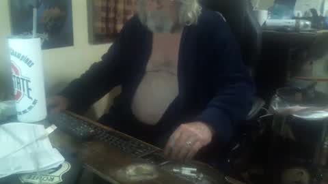 justmeohio online show from October 27, 2:36 am