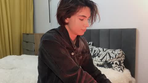 Snapshot of k0sta_32 chatting on January 24, 6:04 pm k0sta online show from January 24, 6:04 pm