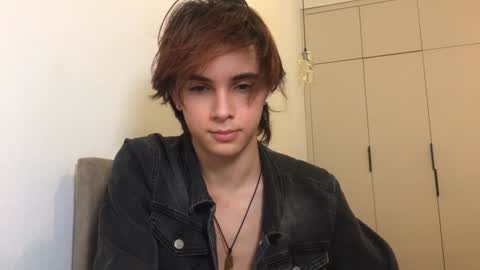 Snapshot of k0sta_32 chatting on December 30, 5:34 pm k0sta online show from December 30, 5:34 pm
