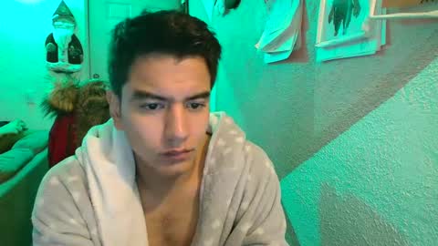 kael_art_d online show from December 19, 1:51 pm