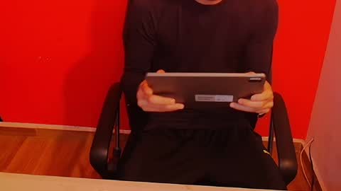 kael_art_d online show from September 17, 8:21 pm