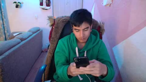 kael_art_d online show from January 4, 3:29 am