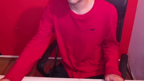 kael_art_d online show from September 29, 1:26 am