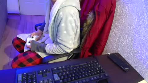 kael_art_d online show from December 22, 11:42 pm