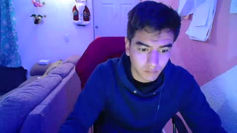 kael_art_d online show from December 21, 12:38 pm