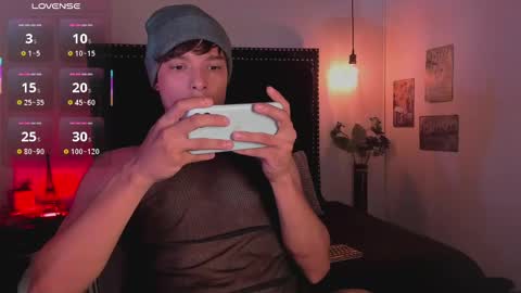Snapshot of kael_owens chatting on February 10, 6:45 pm Kael Owens online show from February 10, 6:45 pm