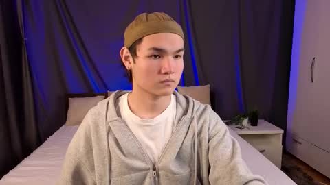 Felix online show from October 7, 1:37 pm