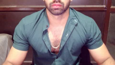 Vicky online show from October 17, 5:50 pm